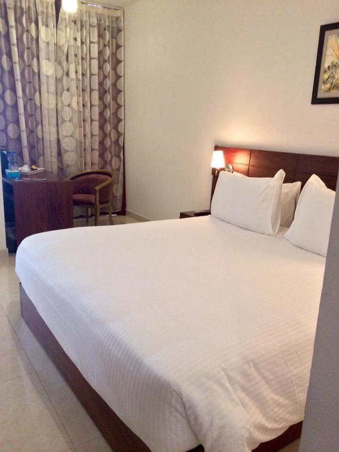 Hotel Bella Riva Kinshasa Eksteriør billede